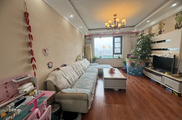 百合新城 一期 地下室免大税 小高 东昌 三中附近