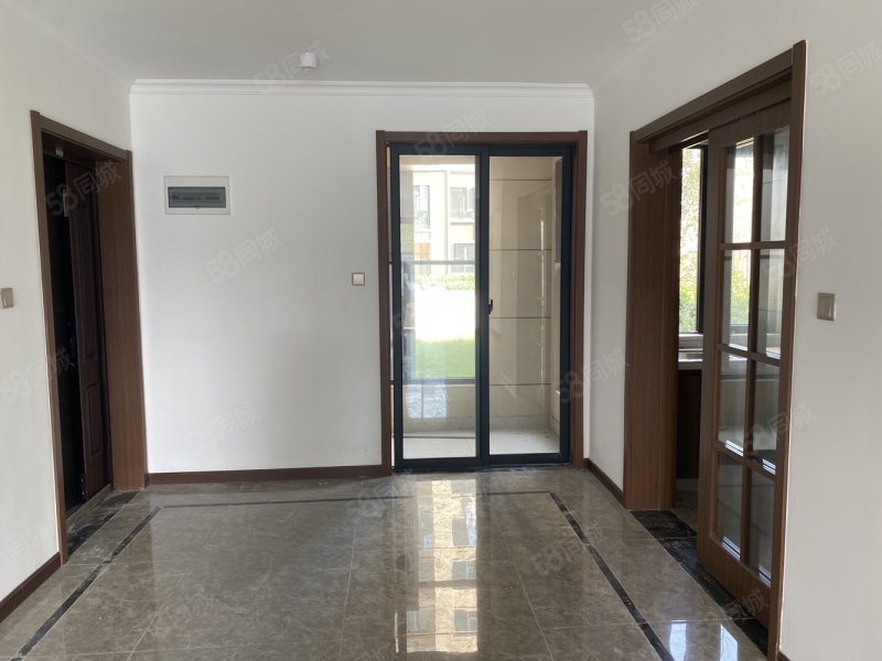 雍景和府3室2厅2卫128南北92万