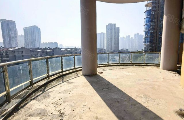 湘江豪庭4室2厅197.67㎡195万二手房图片