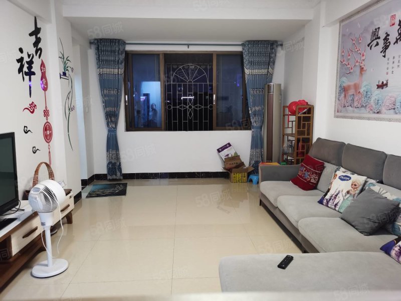 方兴花园4室2厅2卫118㎡南57.8万