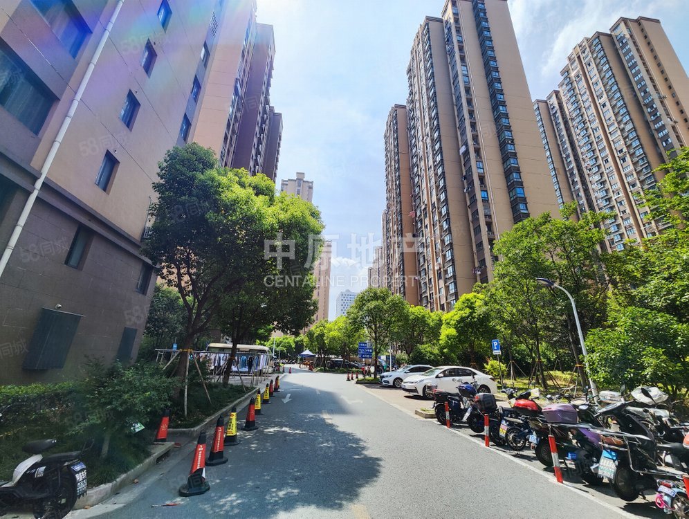 彩虹湾金枫里 钥匙房 两房朝南 没有增值税 交易成本低