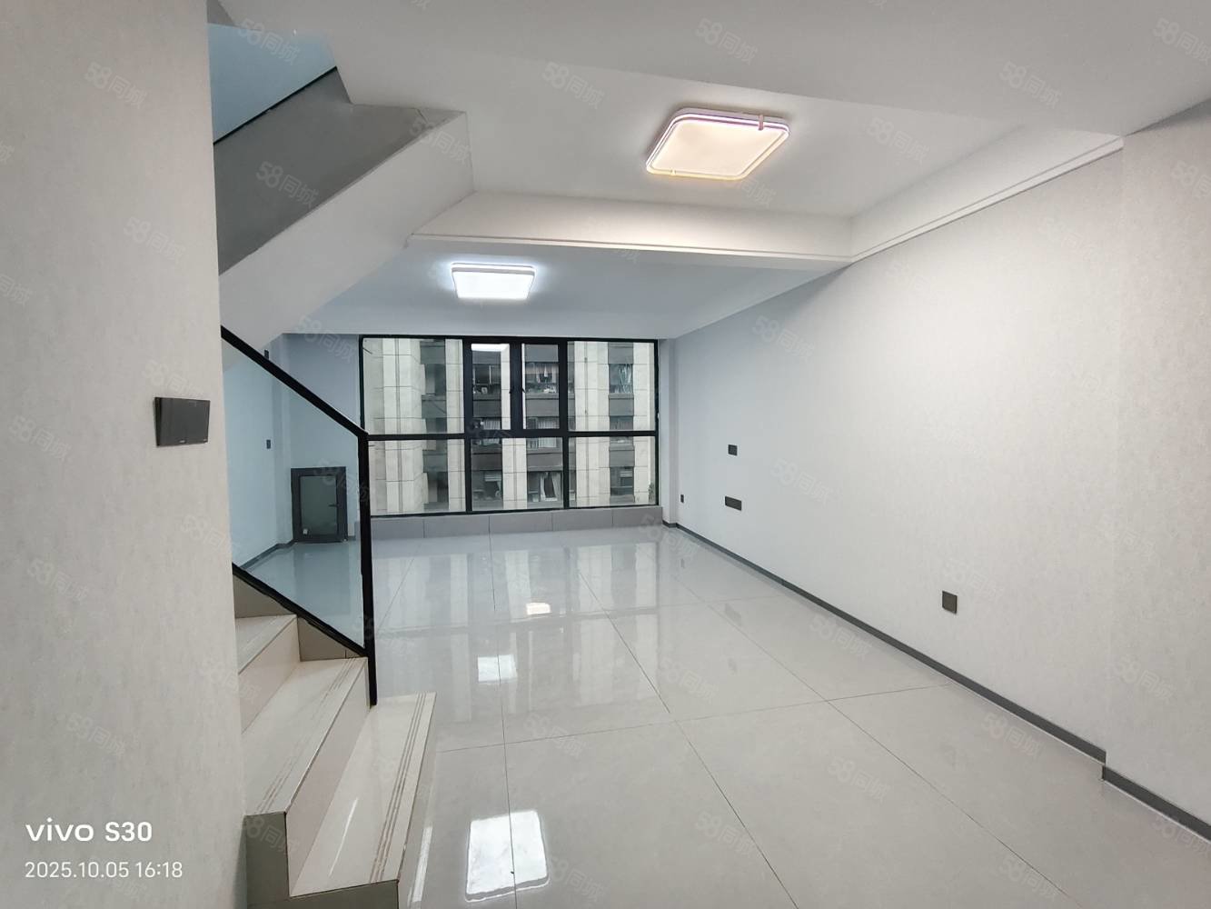 金色里程3室2厅2卫55.53㎡南北45万