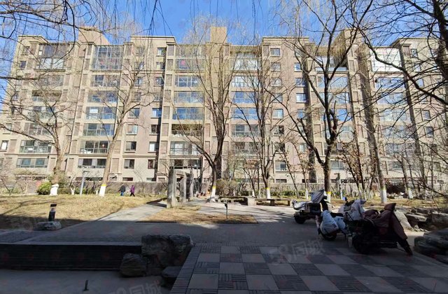 万科假日风景(B区)3室2厅156.79㎡558万二手房图片