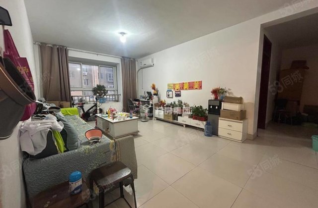 香华北  盛世嘉苑  万豪   元宝户型 双阳台 二楼