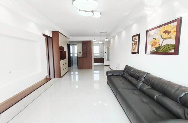 中建府3室2厅109.08㎡79万二手房图片