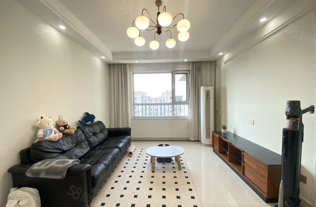 清水湾新出精装三室，带车储，可按揭，小区位置好配套齐全