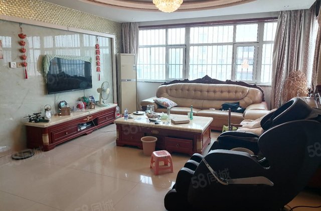 东昌中学 水城华府 电梯西边户 带储藏室车位 随时看房