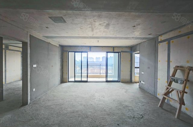 印湘山4室2厅142.31㎡130万二手房图片