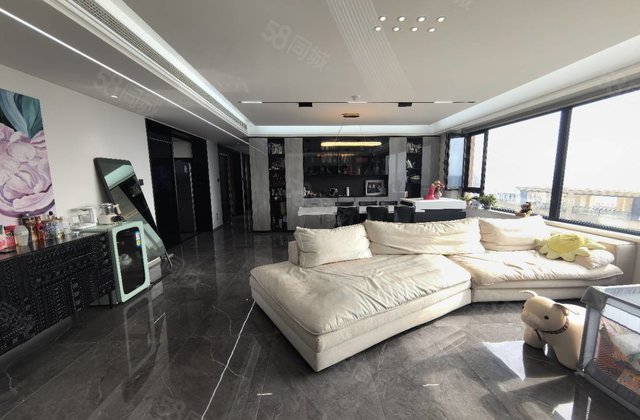 百合新城大平层 带车储 有菜地 好楼层