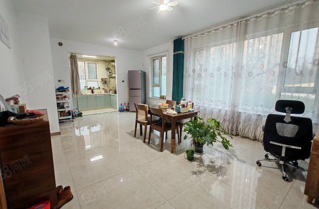 高端小区 单价六千多 送车位储免大税 临新一中 培文 松桂路