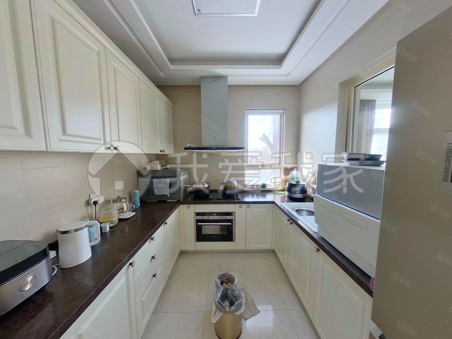 吉晟別墅6室3廳3衛(wèi)241.42㎡西南1360萬