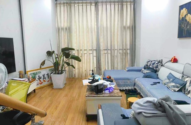 新兴花园4室2厅171.66㎡90万二手房图片