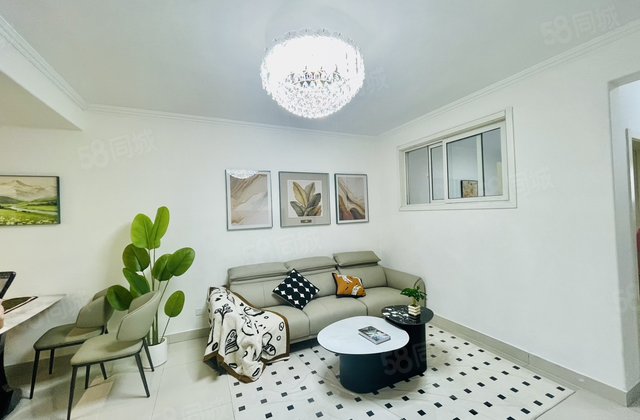 香江电梯房精装三室 君越华庭拎包嘉明实验九中 水岸新城邦