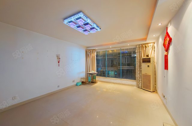 财富时代3室2厅126.7㎡78万二手房图片