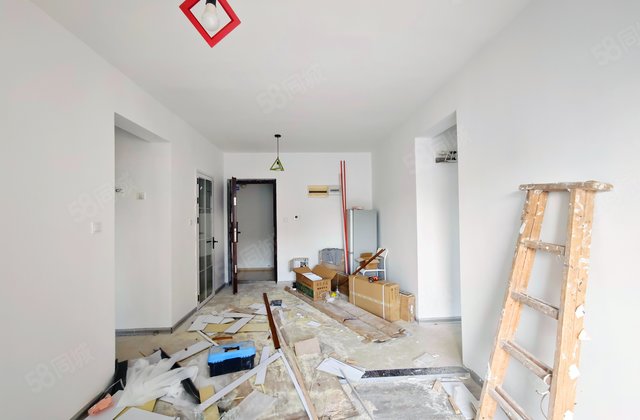 协信星澜汇4室2厅113.72㎡120万二手房图片