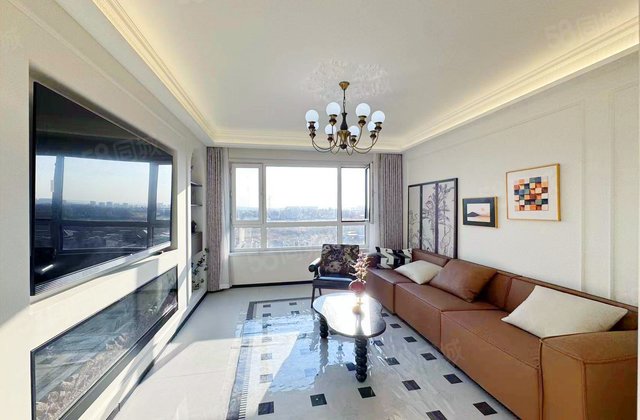 亚泰山语湖2室2厅93.12㎡82.8万二手房图片