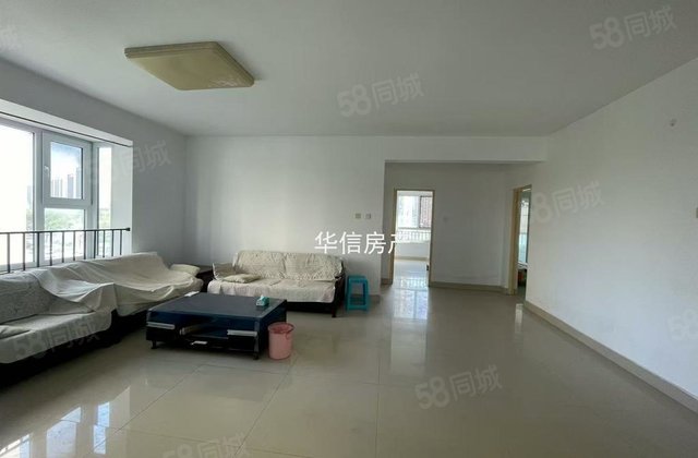 徒骇河旁公园首府好户型东边户，后街，四室两卫，免大税随时看房