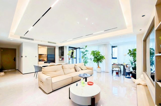 时代天境雅苑4室2厅140.44㎡355万二手房图片