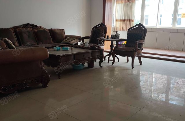 昌盛花园一期4室3厅273㎡108万二手房图片