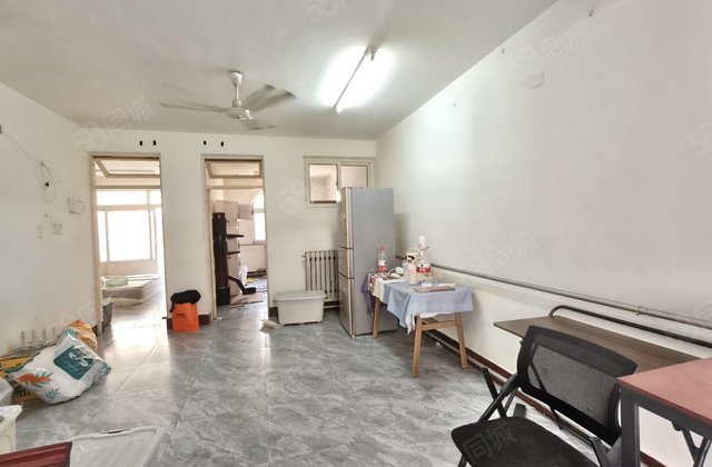 开发区东昌东实验外国语西苑小区多层二楼三室一厅免大税车位储