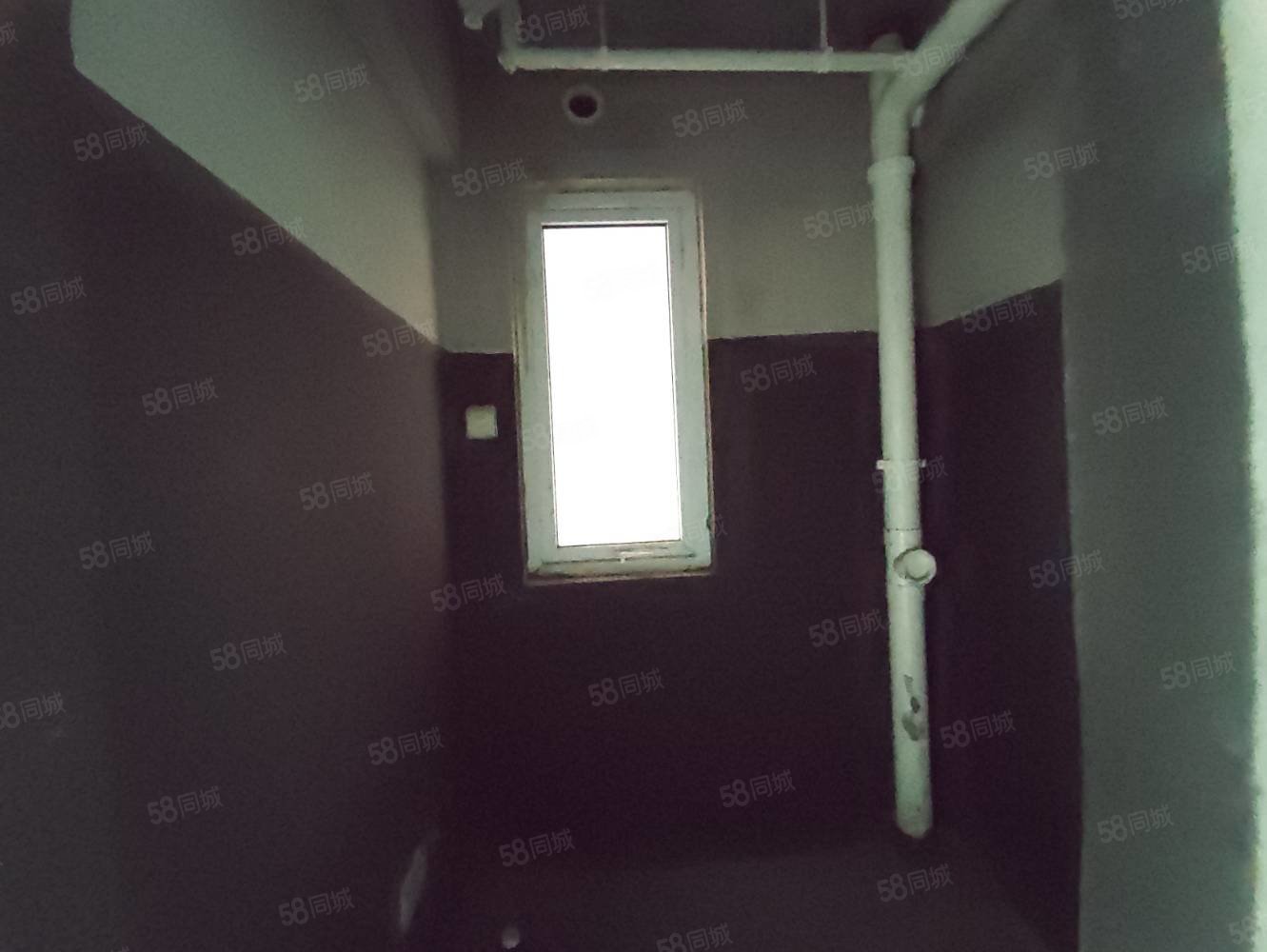 金大地时代公馆3室2厅2卫126㎡南北80万