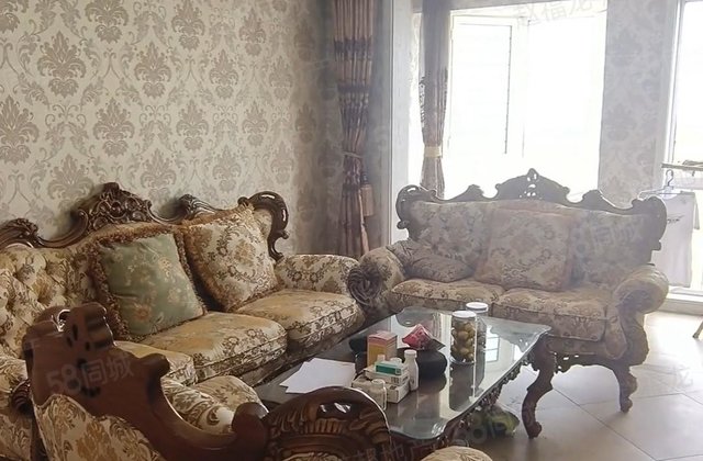 凡尔赛颐阁(凡尔赛观邸)3室2厅127㎡90万二手房图片