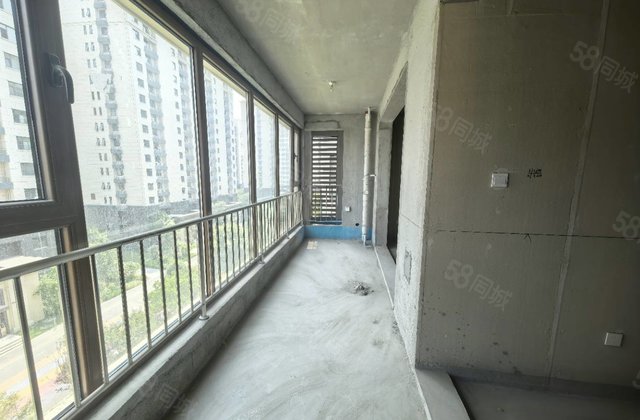 鹤壁世悦府3室2厅130㎡95万二手房图片