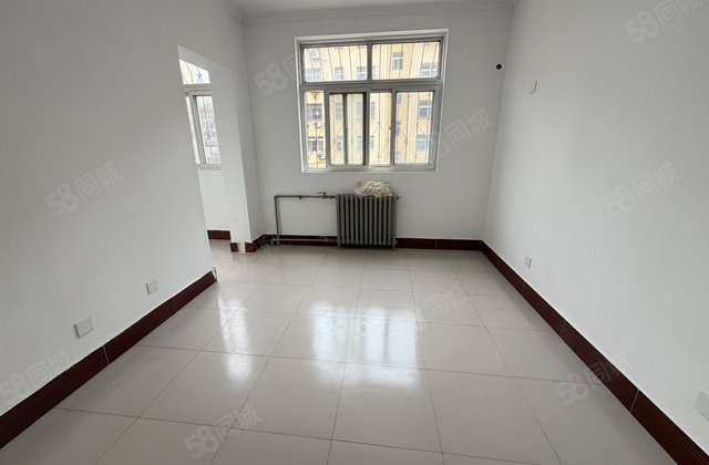 单位家属院 出门到东昌 昌华小区 小区停车方便