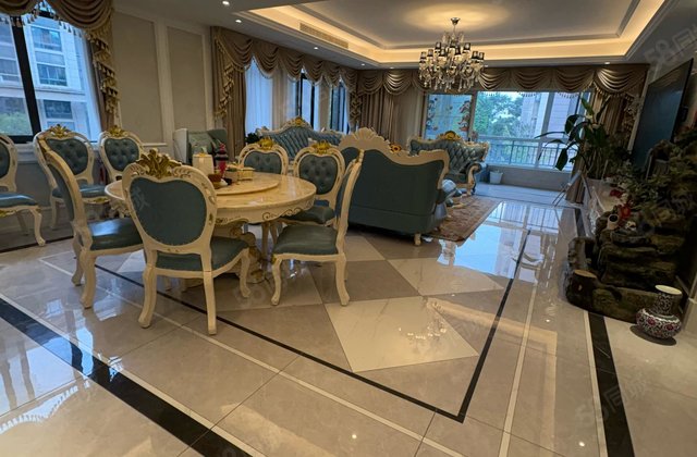 龙成奥韵(一期)4室2厅222.89㎡208万二手房图片