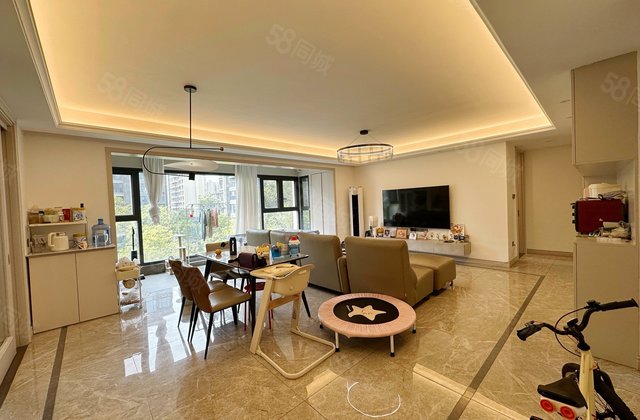 万科润园4室2厅125.38㎡191万二手房图片