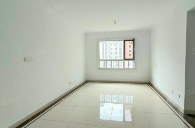 走一手 带车位储藏室 新房未住 东昌东校外国语三中旁 清水湾