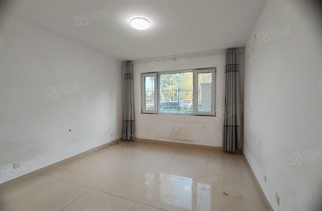 度假区 颐中外国语 望岳嘉苑 三室 单价六千 免大税