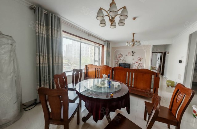 昌润莲城，徒骇河畔，东边户，三室两厅两卫，送车储，免