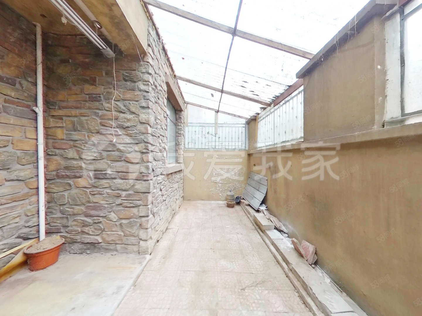 金科帕提歐9室3廳3衛(wèi)141.38㎡南北335萬