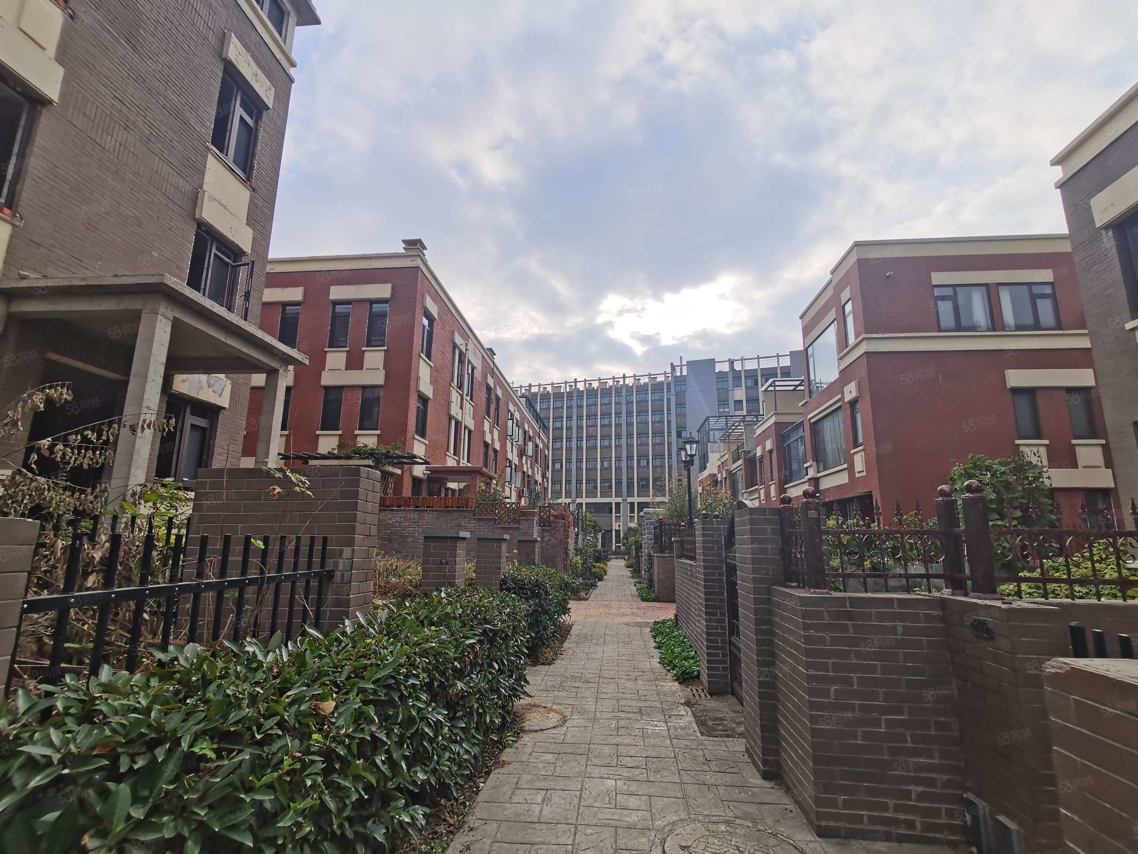 【10图】房源采光好,南北通透,业主诚意出,国府大院-南京58同城