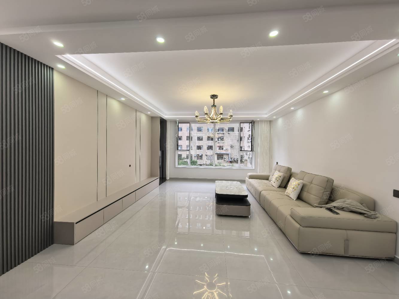 自来水家属楼2室2厅1卫102㎡南北54.5万