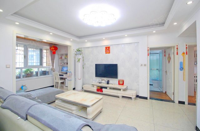 合能珍宝翡翠3室2厅91.43㎡135万二手房图片