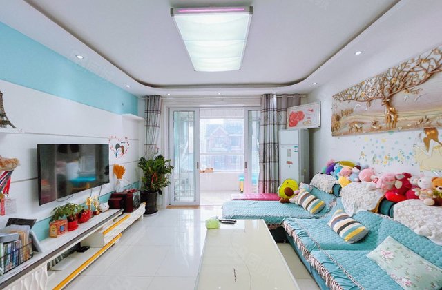 香江北 花园洋房 新城邦精装 三室两厅两卫 全明带车位储藏室