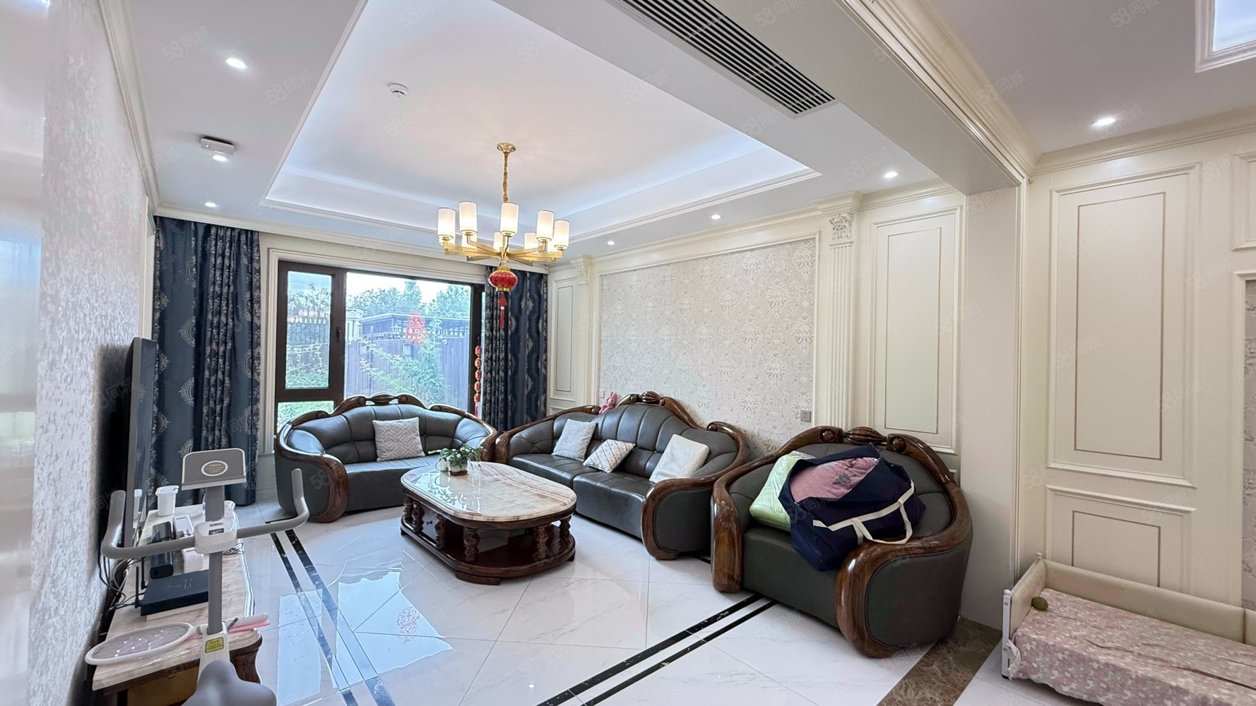 中海墅(東區(qū)別墅)4室2廳4衛(wèi)284.22㎡南北2200萬(wàn)