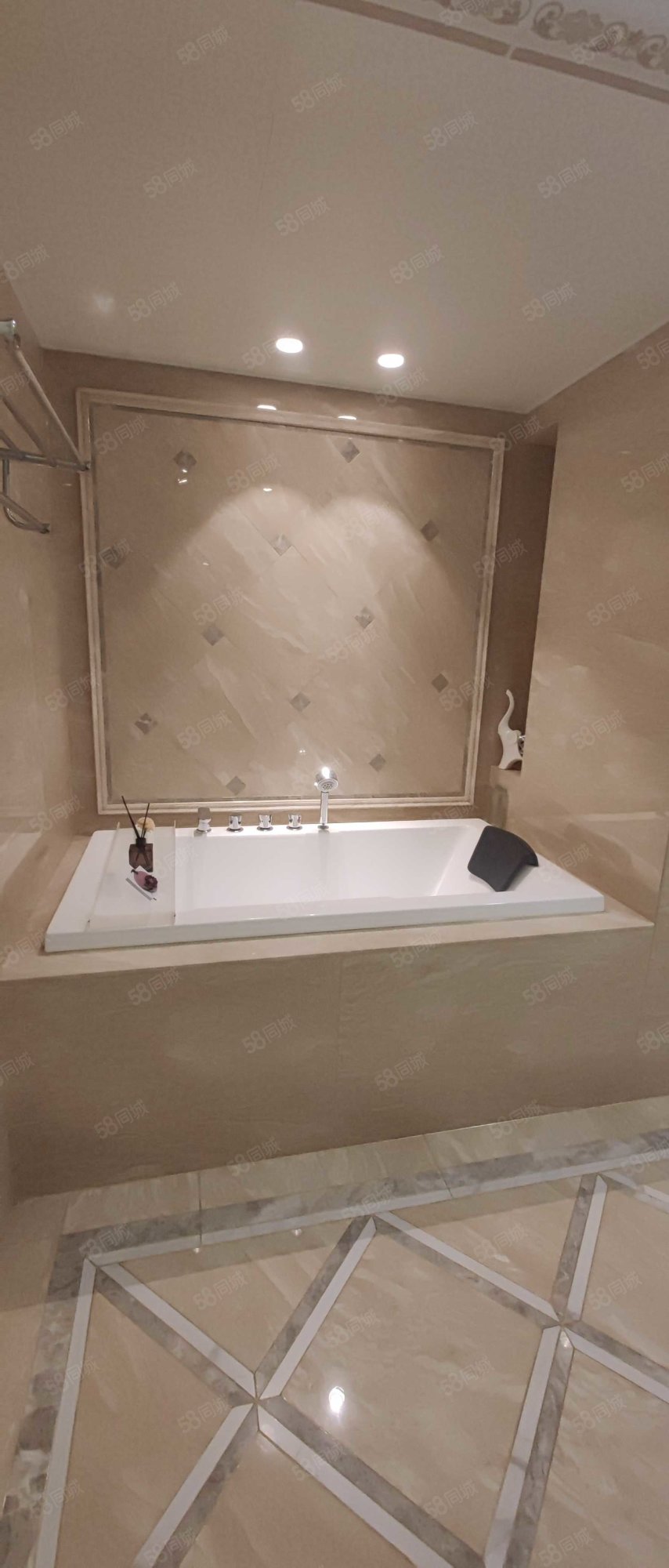 祥华中央郡7室4厅6卫570㎡北600万