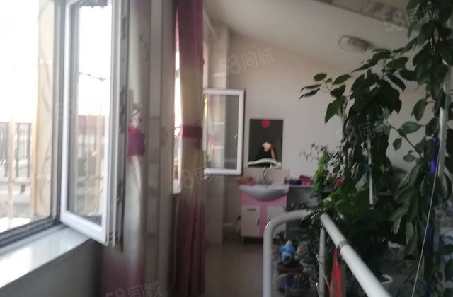 金山雅园3室2厅128㎡18.5万二手房图片