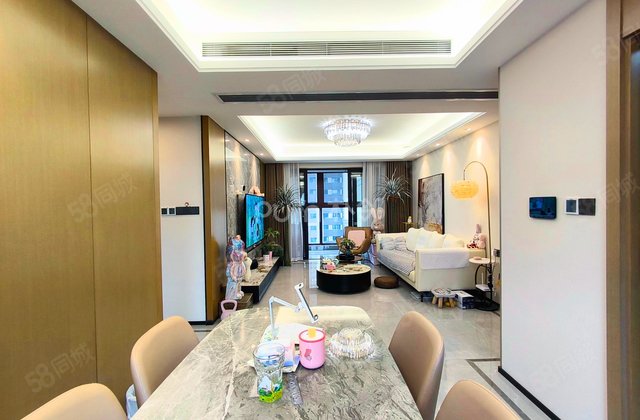 万科里金域国际(四期)4室2厅139.85㎡255万二手房图片