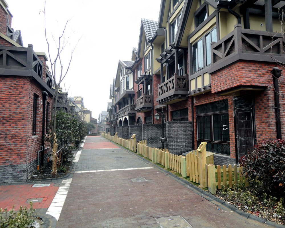 绿地蔷薇九里(别墅)小区详情,房价走势,房源,业主论坛】- 上海58同城