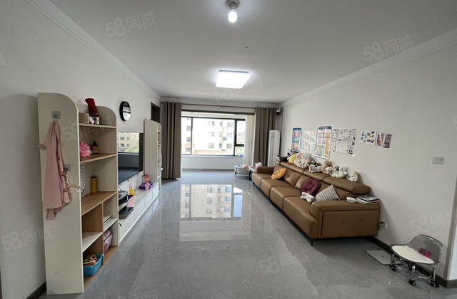 急，金裕新城，学府艺境，3叶草小高层带车位地下室精装修双阳台