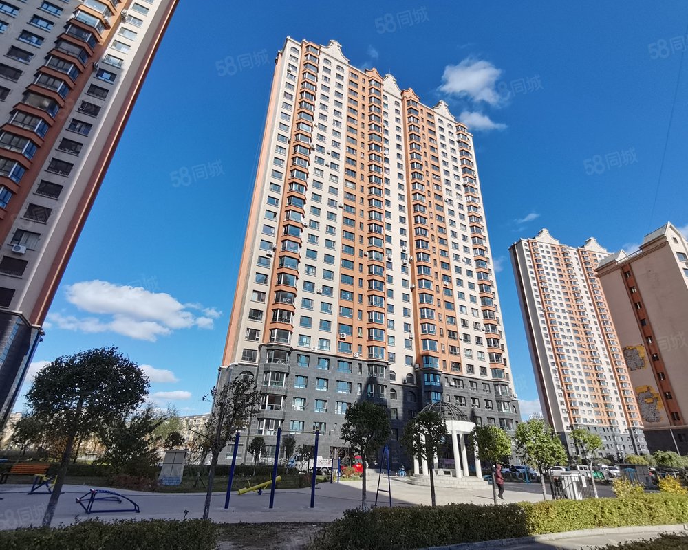 【英伦三岛龙凤小镇(公寓住宅), 英伦三岛龙凤小镇(公寓住宅)小区详情