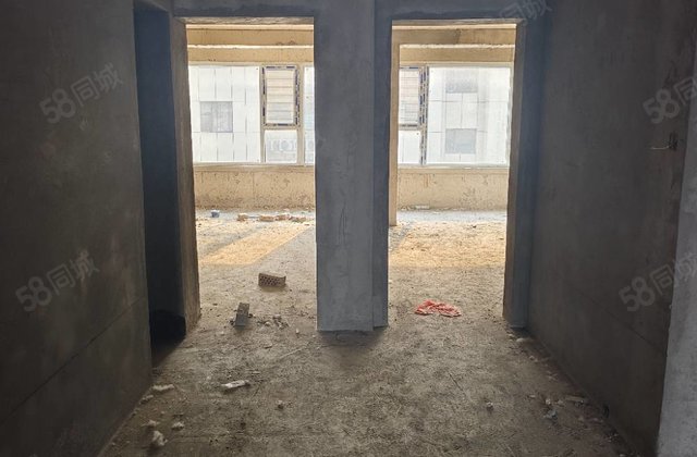 理想城(大名)3室2厅140㎡58万二手房图片