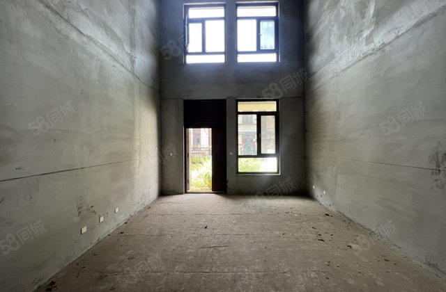 急售 盛世天湖二期 前后院挑空客厅 带露台 看房方便有钥匙