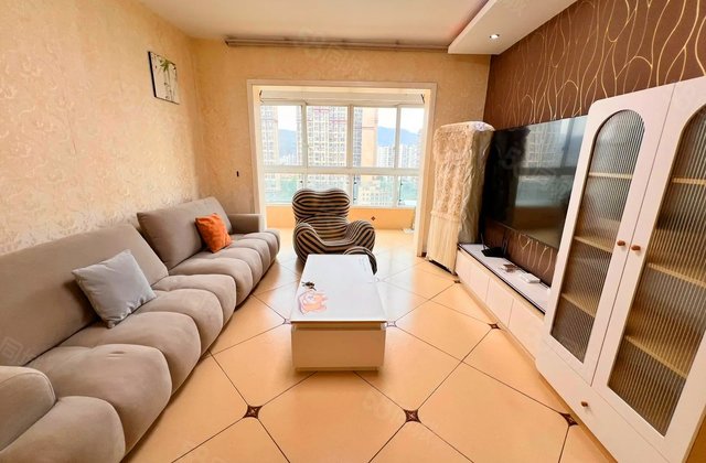 劲力蓝色理想2室2厅84.04㎡61.8万二手房图片