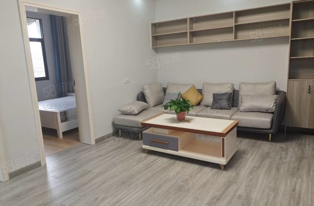 向阳新村小区2室1厅65㎡18.8万二手房图片