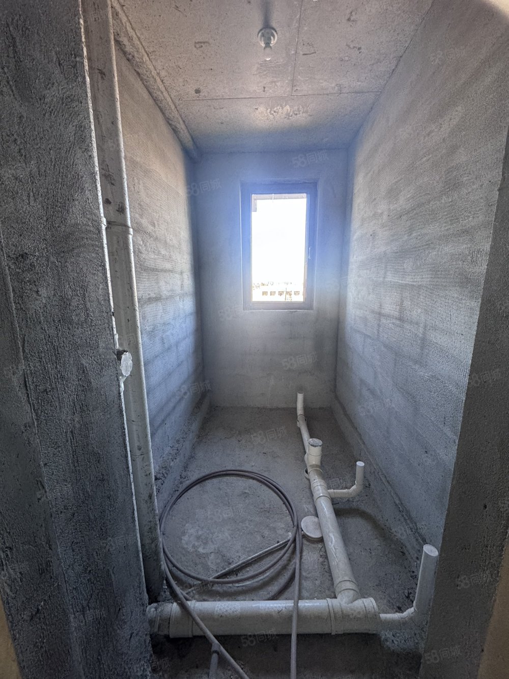 华韵锦园3室2厅2卫152㎡南北91万